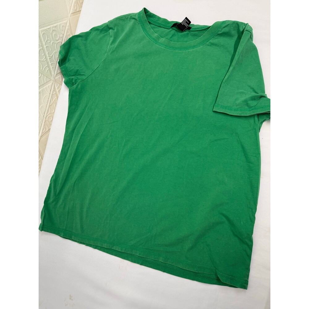 SKU3138 Forever 21 Women's Large Green Short Sleeve Cotton T-Shirt